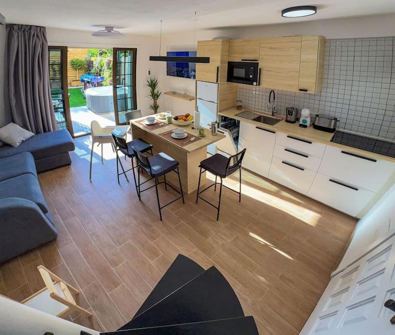 Relaxing Garden Los Cristianos Con Jacuzzi Y Barbacoa Arona  Εξωτερικό φωτογραφία